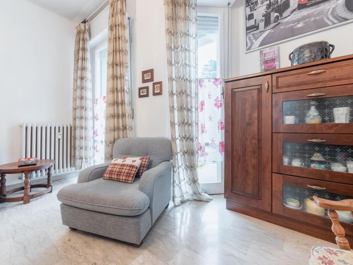 Flaminia Bright & Roomy Apartment Pesaro Eksteriør bilde