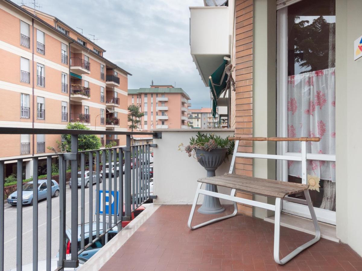 Flaminia Bright & Roomy Apartment Pesaro Eksteriør bilde