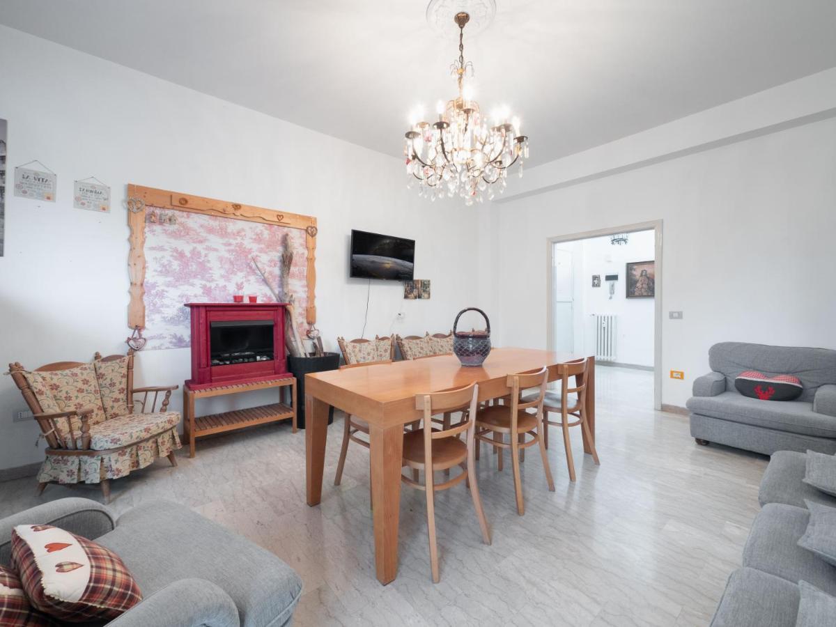 Flaminia Bright & Roomy Apartment Pesaro Eksteriør bilde